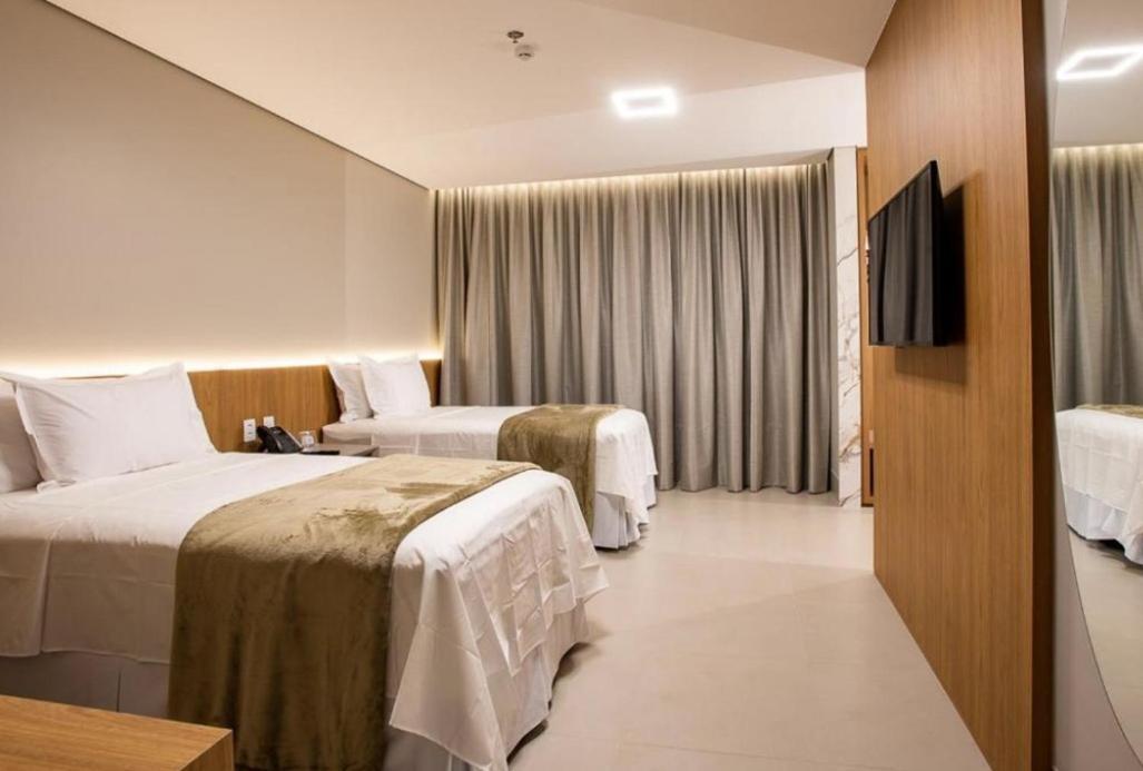 Amazon Aeroporto Hotel Cuiabá Buitenkant foto